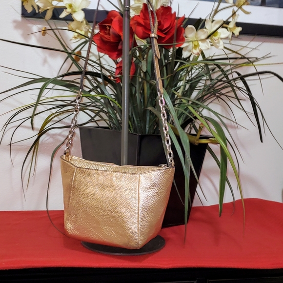 NWOT Vince Camuto Kelby Crossbody Purse Rose Gold Leather - Picture 11 of 13